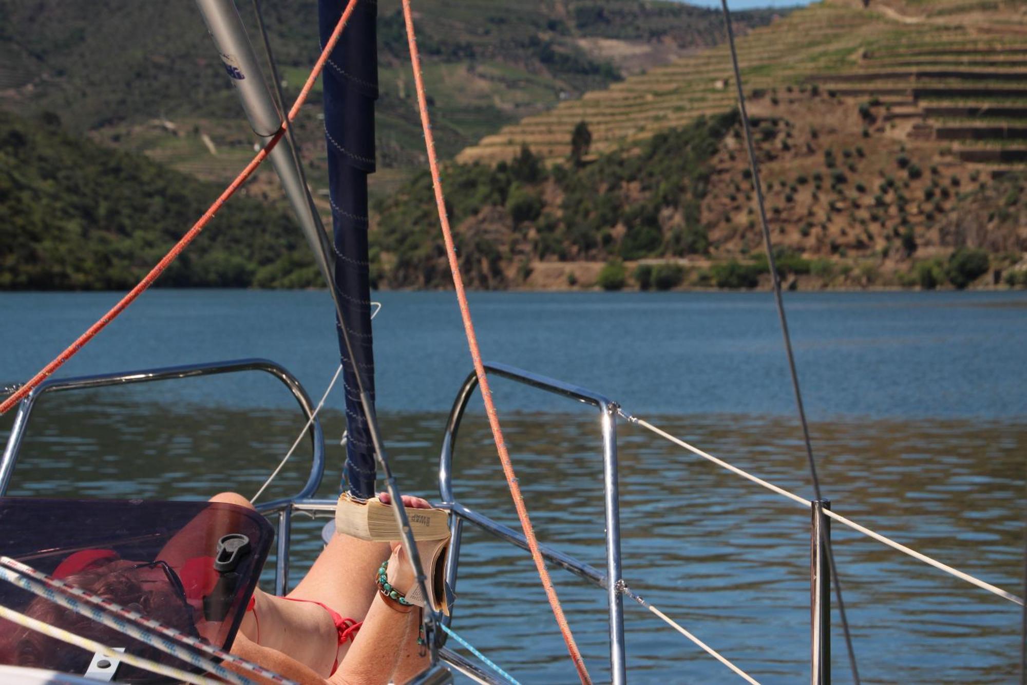 Douro Yacht Charter & Bungalows Sao Joao da Pesqueira Phòng bức ảnh