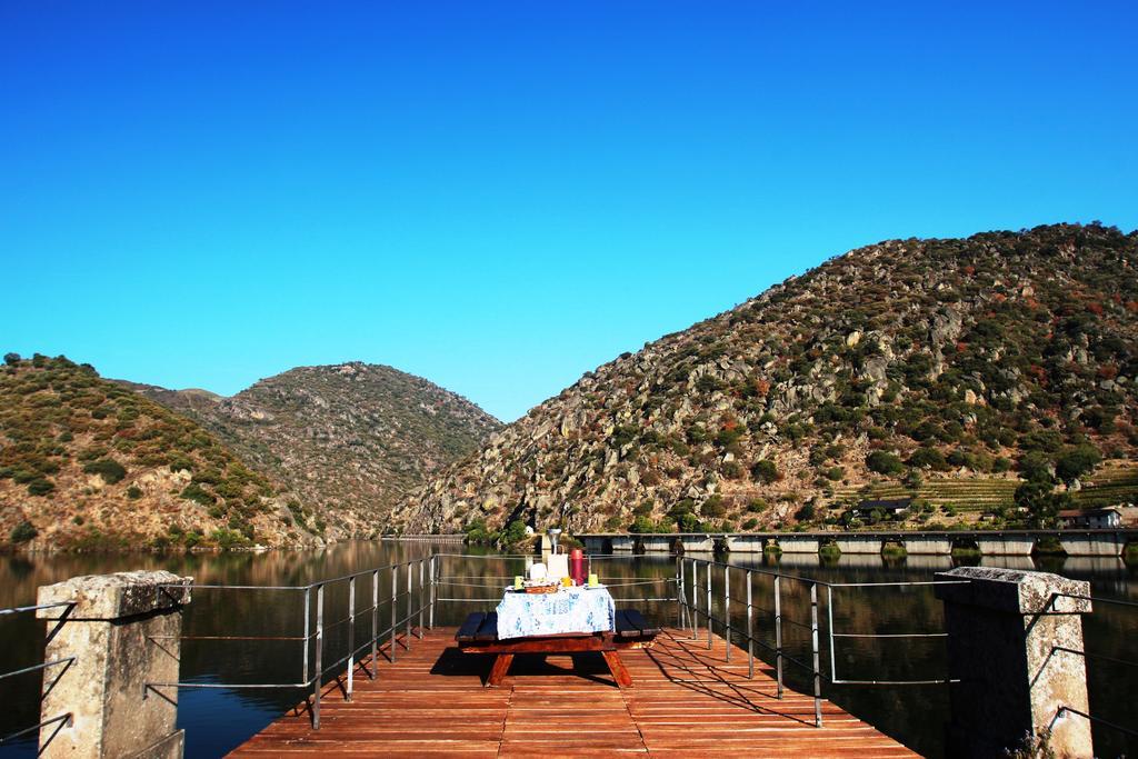 Douro Yacht Charter & Bungalows Sao Joao da Pesqueira Ngoại thất bức ảnh
